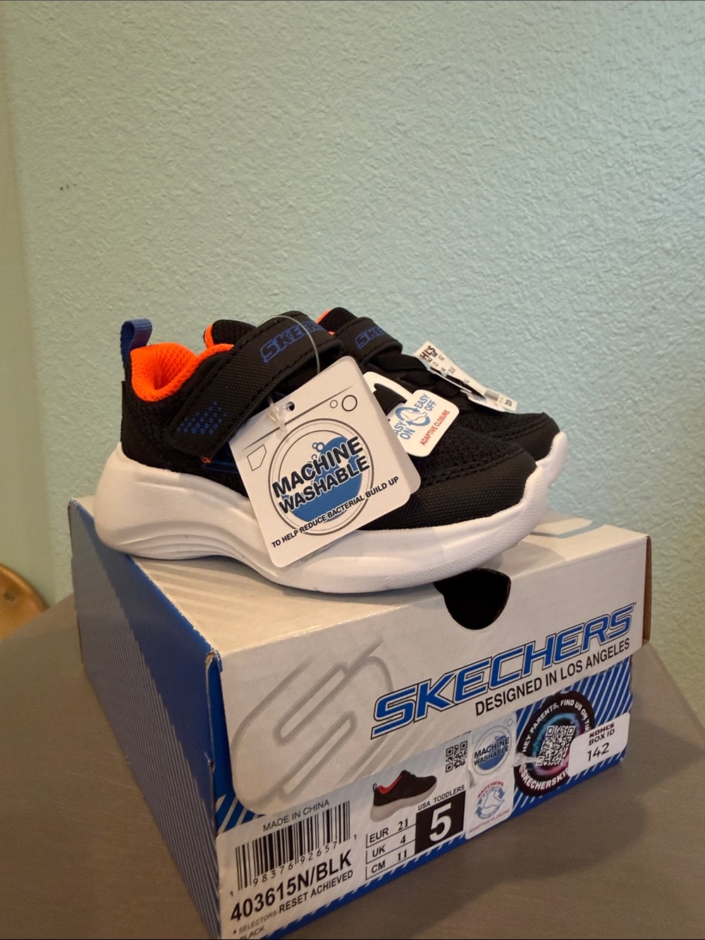 Skechers Toddlers Black & Orange Sneakers